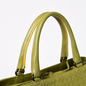 BOTTEGA VENETA ボッテガヴェネタ ハンドバッグ カーキ イエロー ハンドバッグ イントレチャート 223377 V0016 3560 美品 中古 4a009342