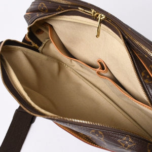 LOUIS VUITTON Shoulder Bag Reporter GM Monogram M45252 Brown Gold Hardware Good Condition Used 4a000868