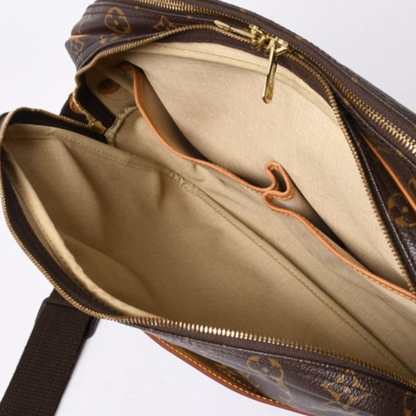 LOUIS VUITTON Shoulder Bag Reporter GM Monogram M45252 Brown Gold Hardware Good Condition Used 4a000868