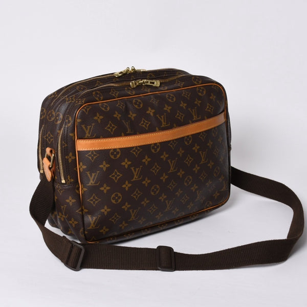 LOUIS VUITTON Shoulder Bag Reporter GM Monogram M45252 Brown Gold Hardware Good Condition Used 4a000868