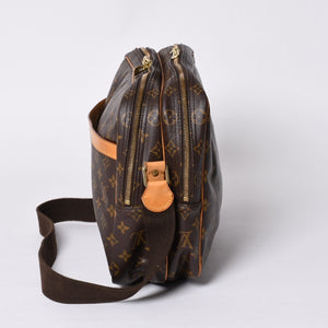 LOUIS VUITTON Shoulder Bag Reporter GM Monogram M45252 Brown Gold Hardware Good Condition Used 4a000868