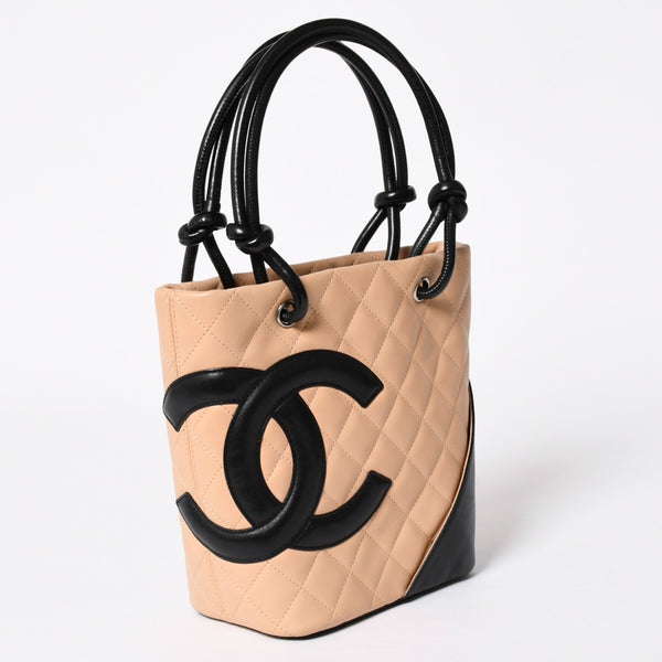 極美品 CHANEL シャネル カンボンライン ハンドバッグ 9番台 ココマーク パッチ レザー ブラック ベージュ シルバー金具 中古 4a009602