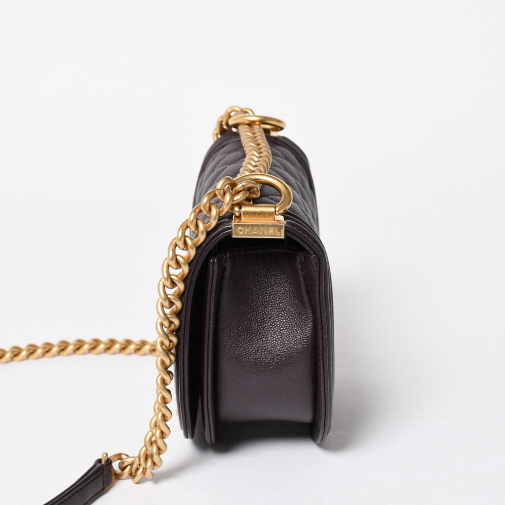 Like new CHANEL Boy Chanel Small Chain Shoulder Bag AS3350 Random Number Coco Mark Caviar Skin Used 4a009758