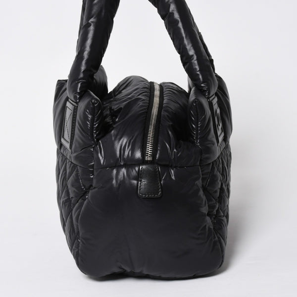新品同様品 CHANEL シャネル コココクーン キルティング ハンドバッグ ミニ ボストンバッグ16番台 A48619 ブラック ナイロン 中古 4a010050