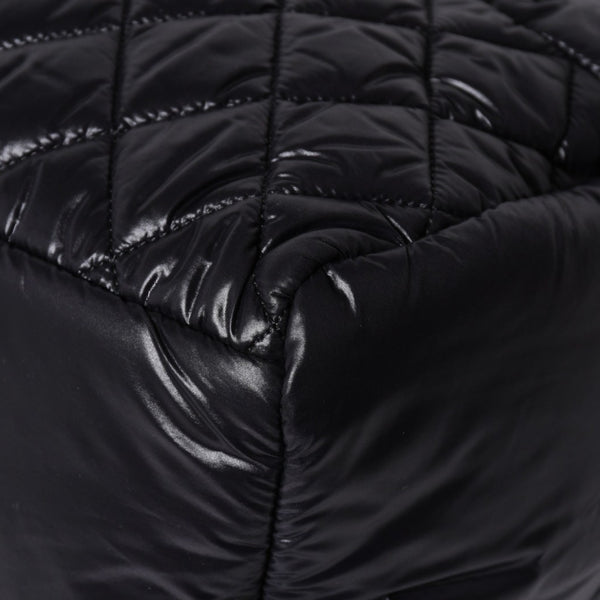新品同様品 CHANEL シャネル コココクーン キルティング ハンドバッグ ミニ ボストンバッグ16番台 A48619 ブラック ナイロン 中古 4a010050