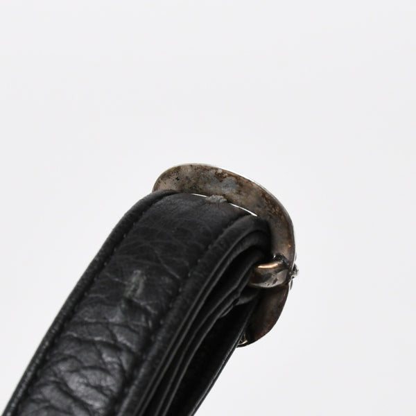 極美品 CHROME HEARTS クロムハーツ スナットパック ピラミッド クロスボールスタッズ ボディバッグ ダガージップ レザー ブラック 中古 4a009368
