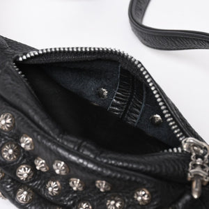 極美品 CHROME HEARTS クロムハーツ スナットパック ピラミッド クロスボールスタッズ ボディバッグ ダガージップ レザー ブラック 中古 4a009368