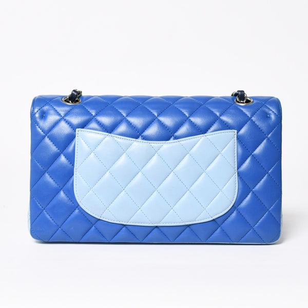極美品 CHANEL シャネル マトラッセ クラシック ダブル フラップバッグ ショルダーバッグ 22番台 ラムスキン ブルー シルバー金具 中古 4a009588