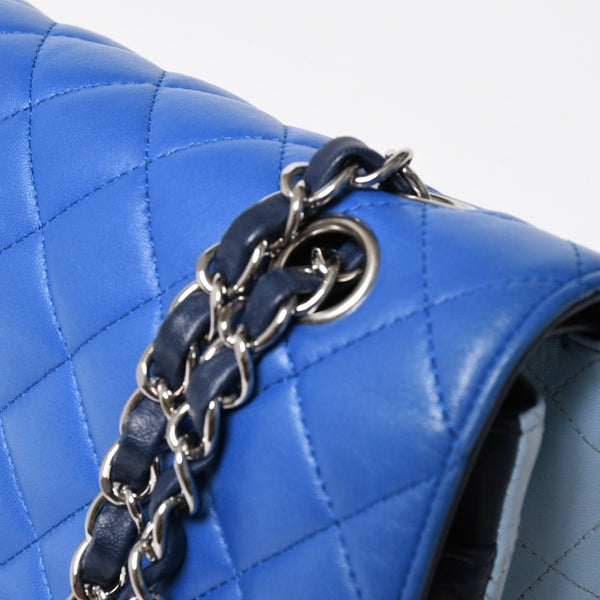 極美品 CHANEL シャネル マトラッセ クラシック ダブル フラップバッグ ショルダーバッグ 22番台 ラムスキン ブルー シルバー金具 中古 4a009588