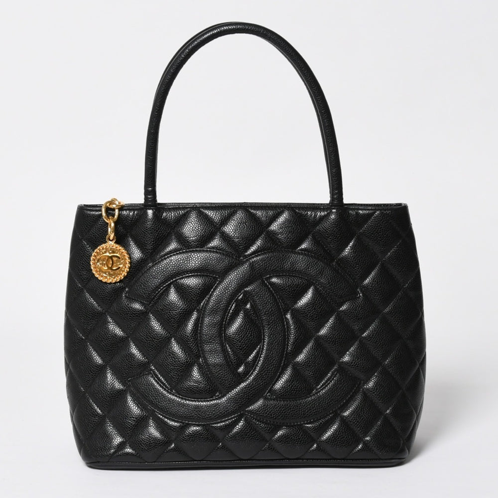 極美品 CHANEL シャネル 復刻トート トートバッグ 7番台 ココマーク キャビアスキン ブラック ゴールド金具 中古 4a009703
