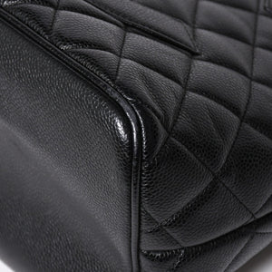 Very good condition CHANEL Chanel reproduction tote tote bag No. 7 here mark caviar skin black gold hardware used 4a009703