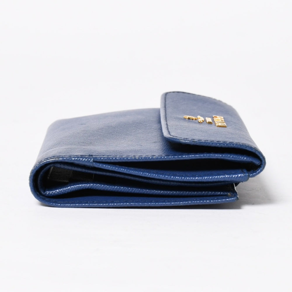 PRADA 二つ折り財布 財布 サファーノレザー ブルー ネイビー ターコイズブルー ゴールド金具 美品 中古 4a009664