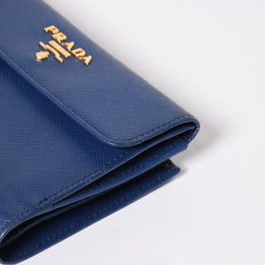 PRADA 二つ折り財布 財布 サファーノレザー ブルー ネイビー ターコイズブルー ゴールド金具 美品 中古 4a009664