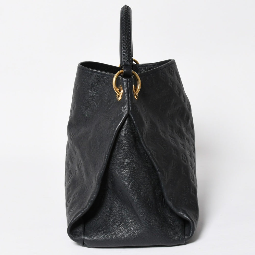 Very good condition LOUIS VUITTON Artsy MM One Shoulder Bag Handbag M93448 Calfskin Monogram Empreinte Black Gold Hardware Used 4a009809