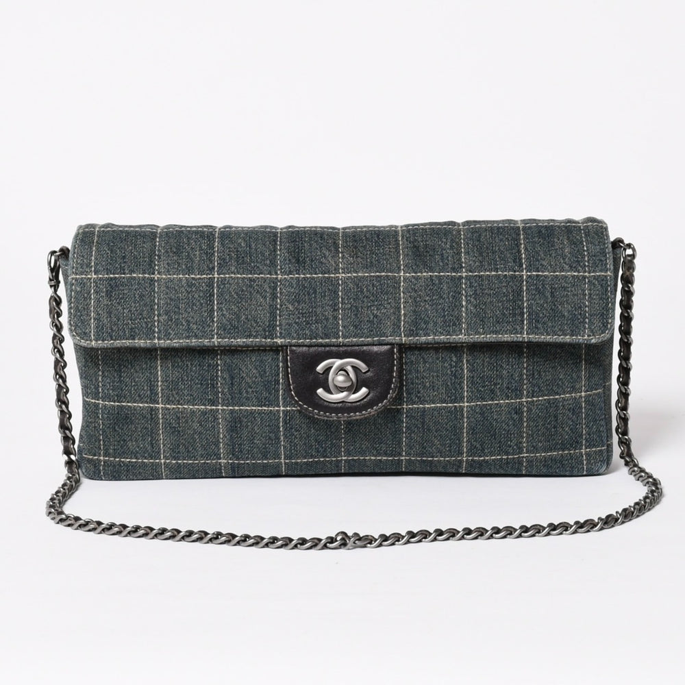 極美品 CHANEL シャネル チョコバーライン イーストウエスト チェーンショルダーバッグ 6番台 ココマーク デニム ブルー 中古 4a009742