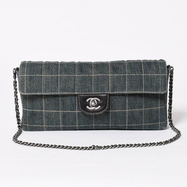 Very Good Condition CHANEL Chocolate Bar Line East West Chain Shoulder Bag No. 6 Coco Mark Denim Blue Used 4a009742