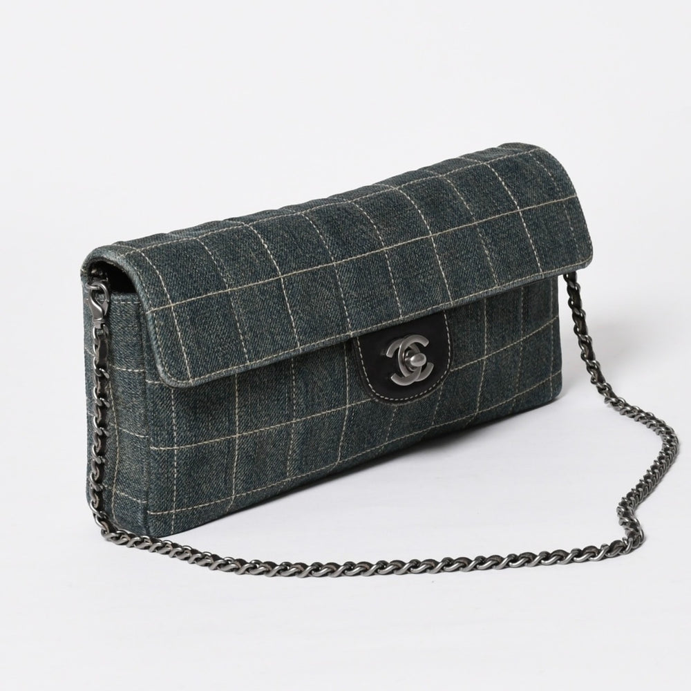 Very Good Condition CHANEL Chocolate Bar Line East West Chain Shoulder Bag No. 6 Coco Mark Denim Blue Used 4a009742