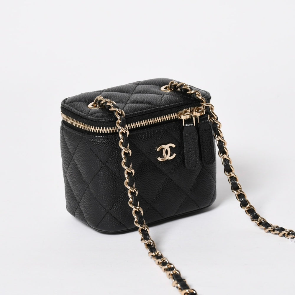 Like new CHANEL Chanel Matelasse Mini Chain Shoulder Bag No. 29 Caviar Skin Black Gold Hardware Used 4a009767