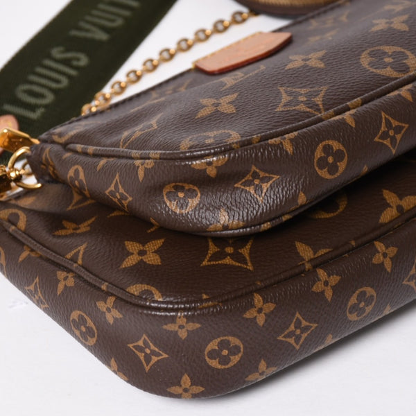 Very Good Condition LOUIS VUITTON Multi Pochette Accessoire Shoulder Bag Brown Gold Hardware M44813 Used 4a009778