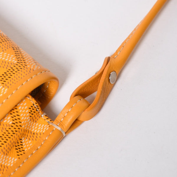 Very good condition GOYARD Plume Chain Wallet Wallet Shoulder Bag Leather PVC Yellow Silver Hardware Used 4a009771