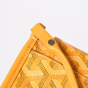 Very good condition GOYARD Plume Chain Wallet Wallet Shoulder Bag Leather PVC Yellow Silver Hardware Used 4a009771