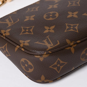New Unused LOUIS VUITTON Pochette Accessoire Monogram Panda Brown Gold Hardware PVC M13440 Used 4a009586