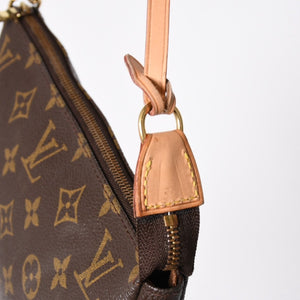 Very Good Condition LOUIS VUITTON Pochette Accessory Pouch M51980 Monogram Brown Used 4a009784