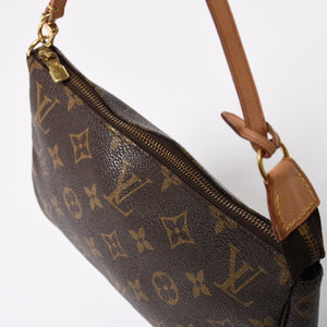 Very Good Condition LOUIS VUITTON Pochette Accessory Pouch M51980 Monogram Brown Used 4a009784