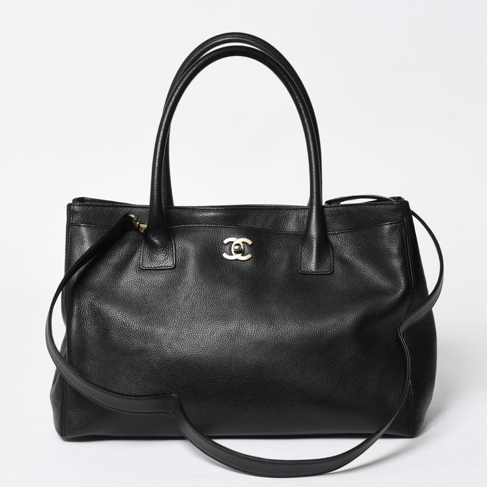 CHANEL シャネル エグゼクティブ ミディアム トートバッグ 6番台 ココマーク キャビアスキン ブラック 良品 中古 4a009757