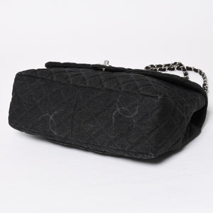 極美品 CHANEL シャネル デカマトラッセ30 Sフラップ Wチェーンショルダーバッグ 30番台 ココマーク デニム ブラック 中古 4a009776