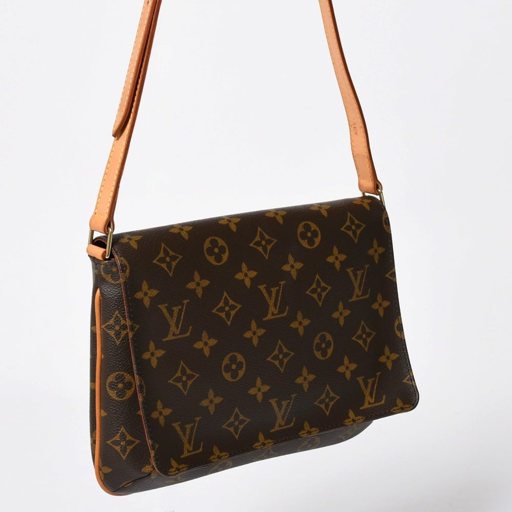 Very good condition LOUIS VUITTON Musette Tango shoulder bag M51257 Monogram canvas SP0091 Brown Gold hardware Used 4a009748