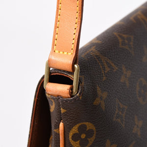 Very good condition LOUIS VUITTON Musette Tango shoulder bag M51257 Monogram canvas SP0091 Brown Gold hardware Used 4a009748