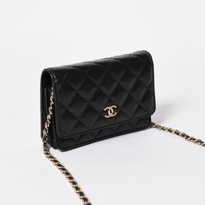 Like new CHANEL Chain wallet bi-fold wallet 31 series here mark lambskin black gold hardware used 4a009590