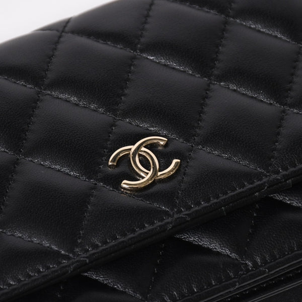 Like new CHANEL Chain wallet bi-fold wallet 31 series here mark lambskin black gold hardware used 4a009590