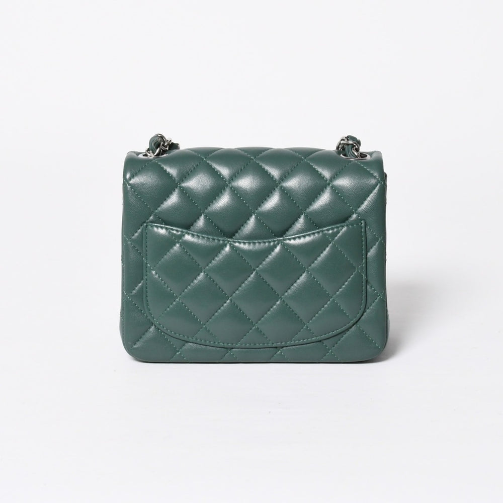 極美品 CHANEL シャネル ミニマトラッセ 16 Sフラップ Sチェーンショルダーバッグ 26番台 ココマーク ラムスキン グリーン 中古 4a009593