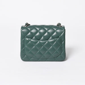 極美品 CHANEL シャネル ミニマトラッセ 16 Sフラップ Sチェーンショルダーバッグ 26番台 ココマーク ラムスキン グリーン 中古 4a009593