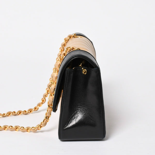 極美品 CHANEL シャネル マドモアゼル Sフラップ Sチェーンショルダーバッグ 2番台 ココマーク ラムスキン ゴールド金具 中古 4a010015