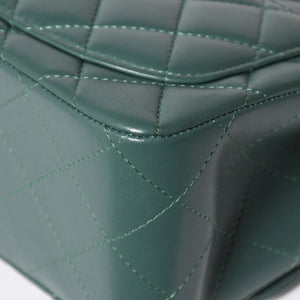 極美品 CHANEL シャネル ミニマトラッセ 16 Sフラップ Sチェーンショルダーバッグ 26番台 ココマーク ラムスキン グリーン 中古 4a009593