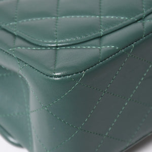 極美品 CHANEL シャネル ミニマトラッセ 16 Sフラップ Sチェーンショルダーバッグ 26番台 ココマーク ラムスキン グリーン 中古 4a009593