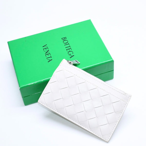BOTTEGA VENETA ボッテガヴェネタ イントレチャート フラグメントケース コインケース 財布 ホワイト アイボリー シルバー金具 S02259110R 美品 中古 4a009667