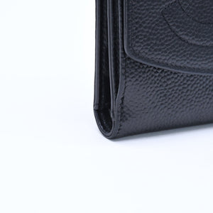 極美品 CHANEL シャネル 3つ折り財布 財布 Wホック ココマーク キャビアスキン 4番台 ブラック 黒 中古 4a009651