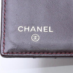 極美品 CHANEL シャネル マトラッセ クラシック スモール フラップ ウォレット A48980 19番台 ブラック キャビアスキン ゴールド金具 中古 4a010041