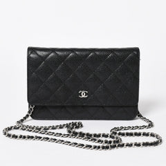 Very Good Condition CHANEL Chain Wallet Long Wallet AP0250 21st Series Coco Mark Caviar Skin Black Silver Hardware Used 4a010040