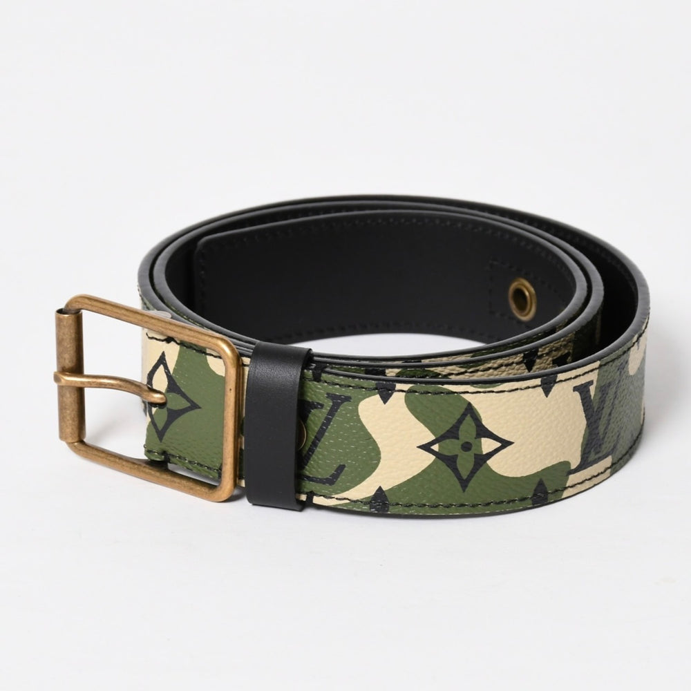 Like new LOUIS VUITTON Belt Suntulle Monogram Moflage Takashi Murakami Size 90 M9646U Gold hardware Used 4a010044