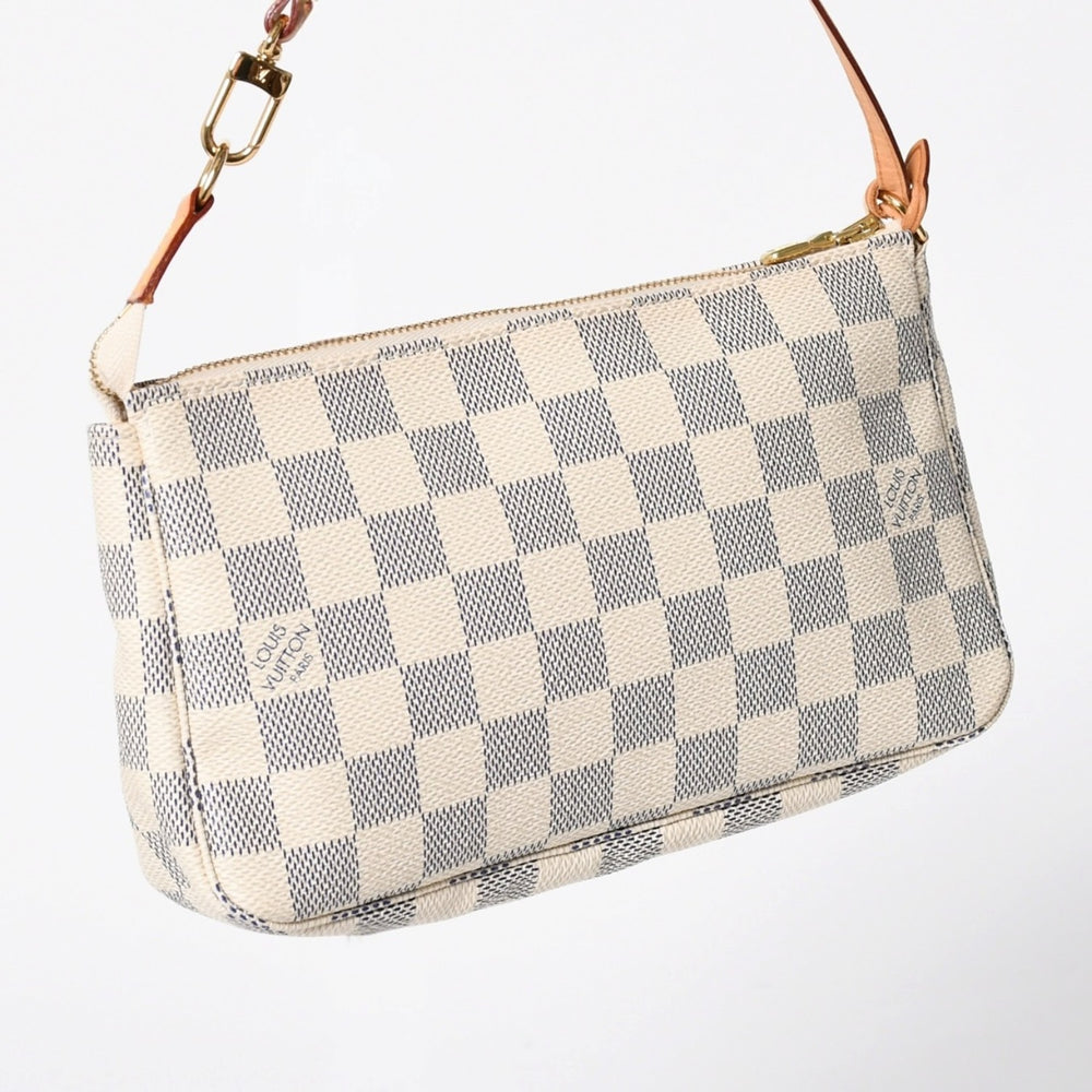 Like new LOUIS VUITTON Pochette Accessory Accessory Pouch N51986 Damier Azur White Used 4a010103
