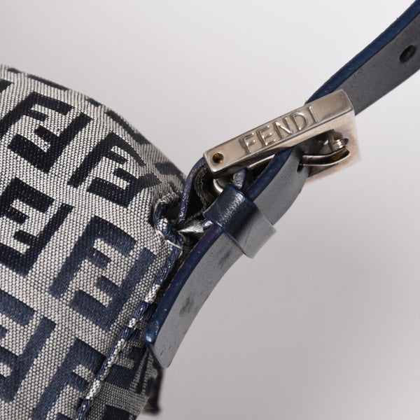 FENDI フェンディ ズッキーノ マンマバゲット 8BR000 ワンショルダーバッグ ネイビーキャンバス レザー シルバー金具 美品 中古 4a010196