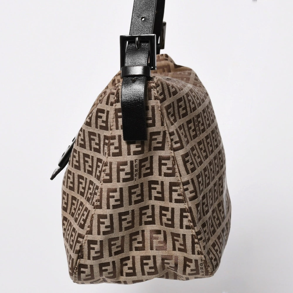 極美品 FENDI フェンディ ハンドバッグ 8BR004 マンマバケット ベージュ キャンバス レザー ズッキーノ柄 ガンメタル金具 中古 4a010201