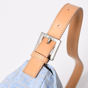 極美品 FENDI フェンディ ズッキーノ マンマバゲット 8BR000 ワンショルダーバッグ ブルー キャンバス レザー シルバー金具 中古 4a010195