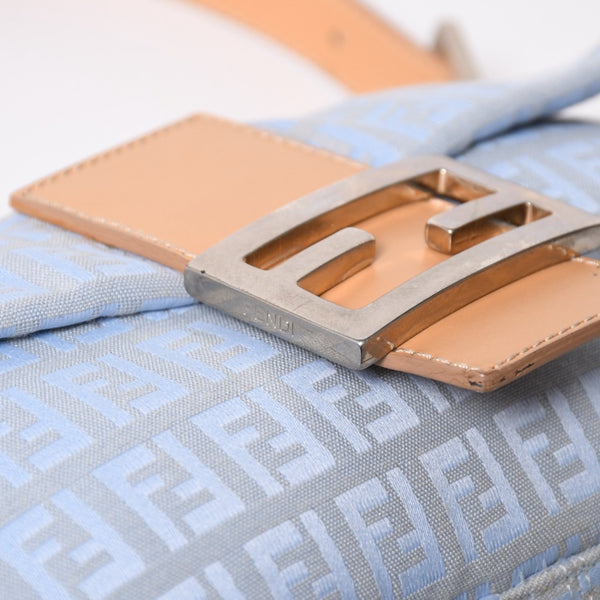 極美品 FENDI フェンディ ズッキーノ マンマバゲット 8BR000 ワンショルダーバッグ ブルー キャンバス レザー シルバー金具 中古 4a010195