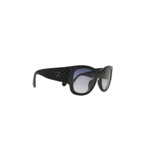 新品同様 CHANEL シャネル サングラス アイウェア 5421-B-A c.1426/4L サイズ53□21 135 ココマーク ラインストーン ネイビー 中古 4a001076